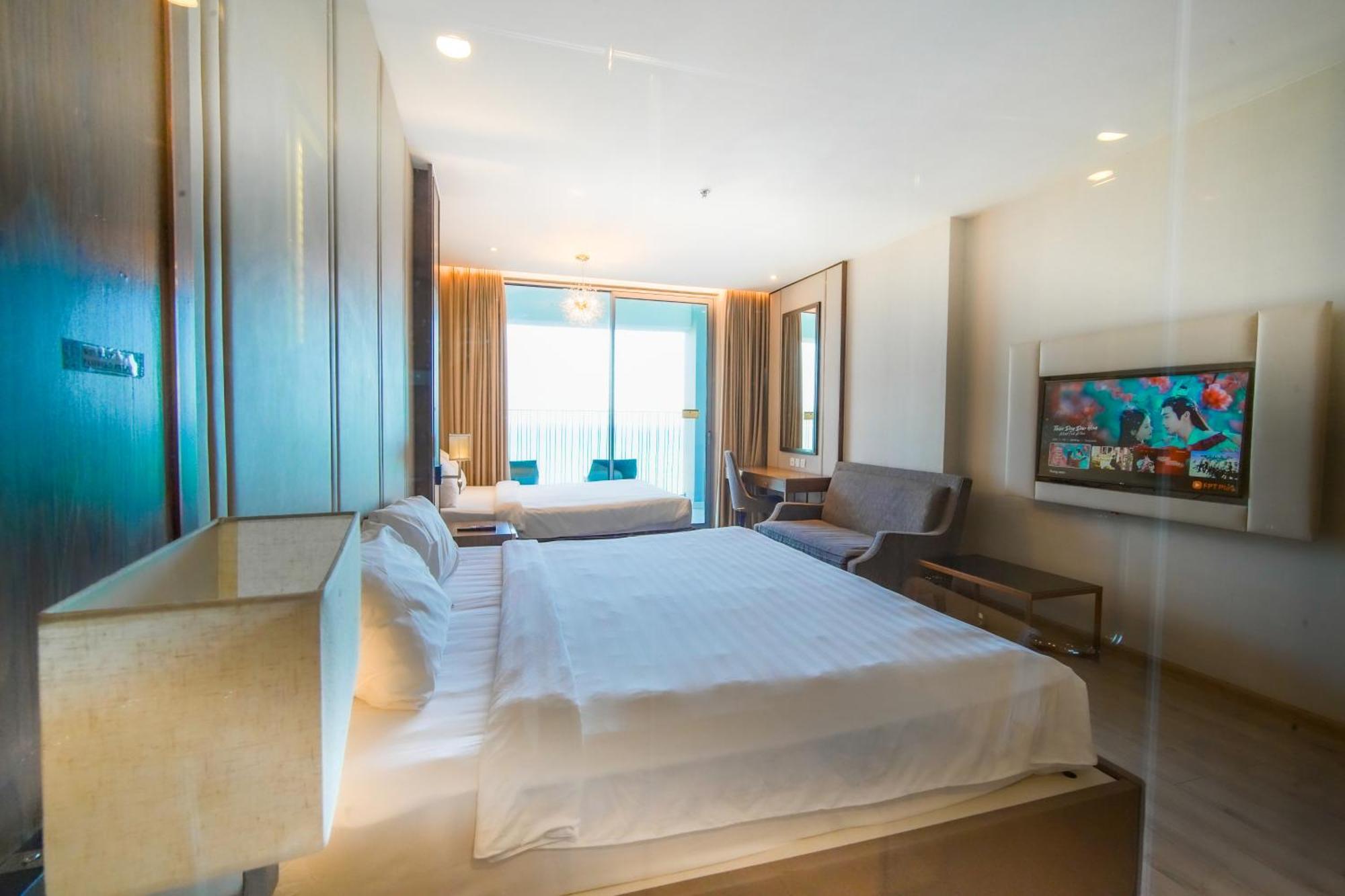 Panorama Seaview Luxury Skyline By Hc Group