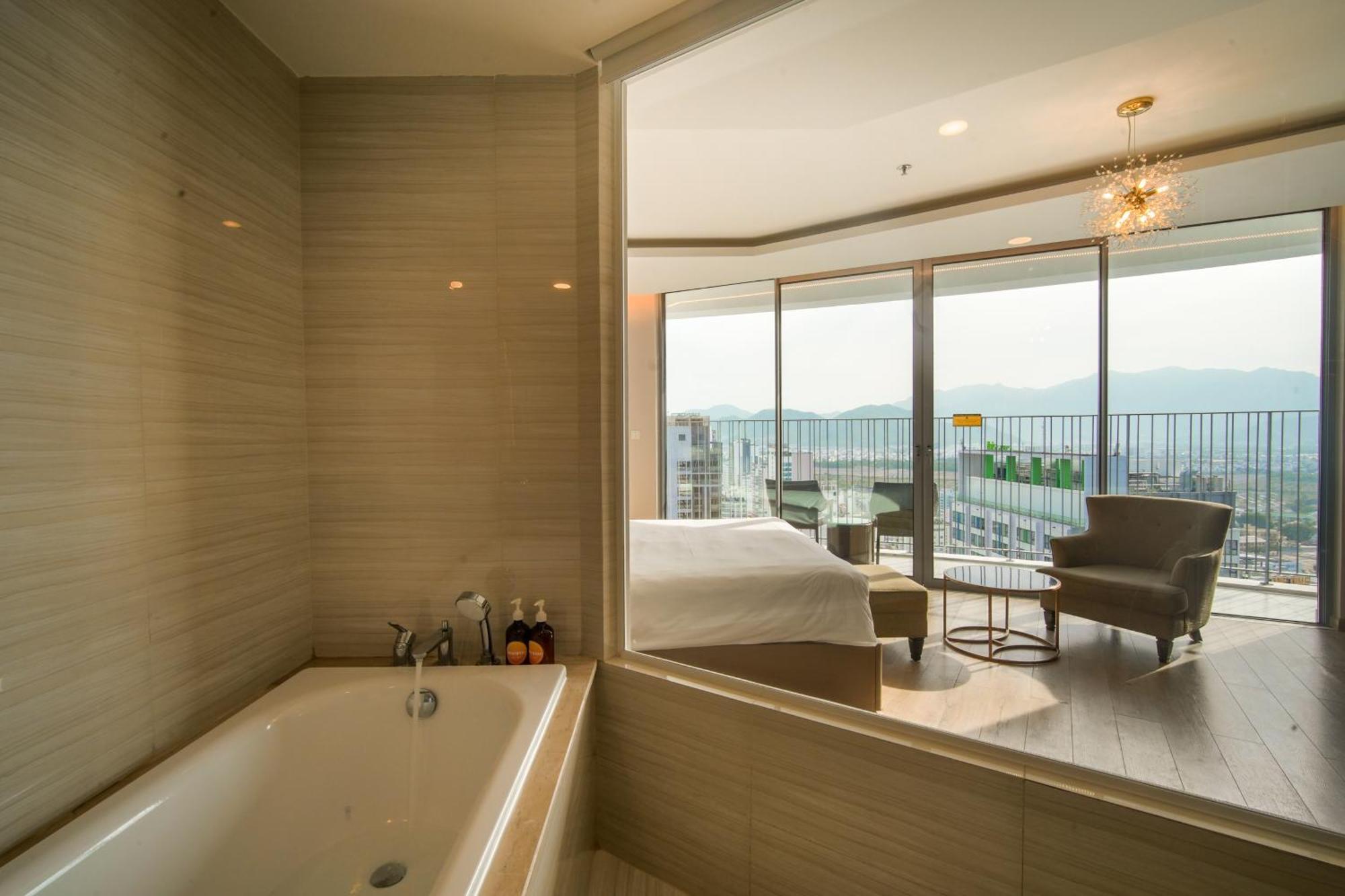 Panorama Seaview Luxury Skyline By Hc Group Apartment