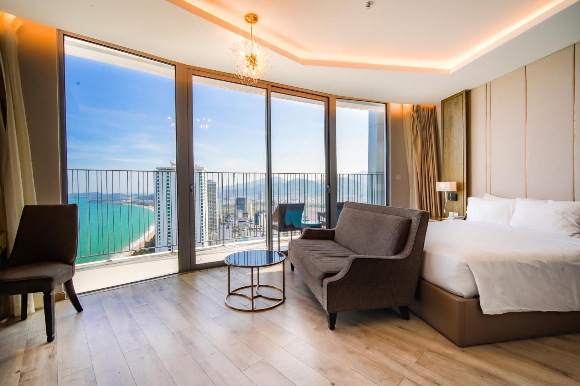 Apartment Panorama Seaview Luxury Skyline By Hc Group Nha Trang