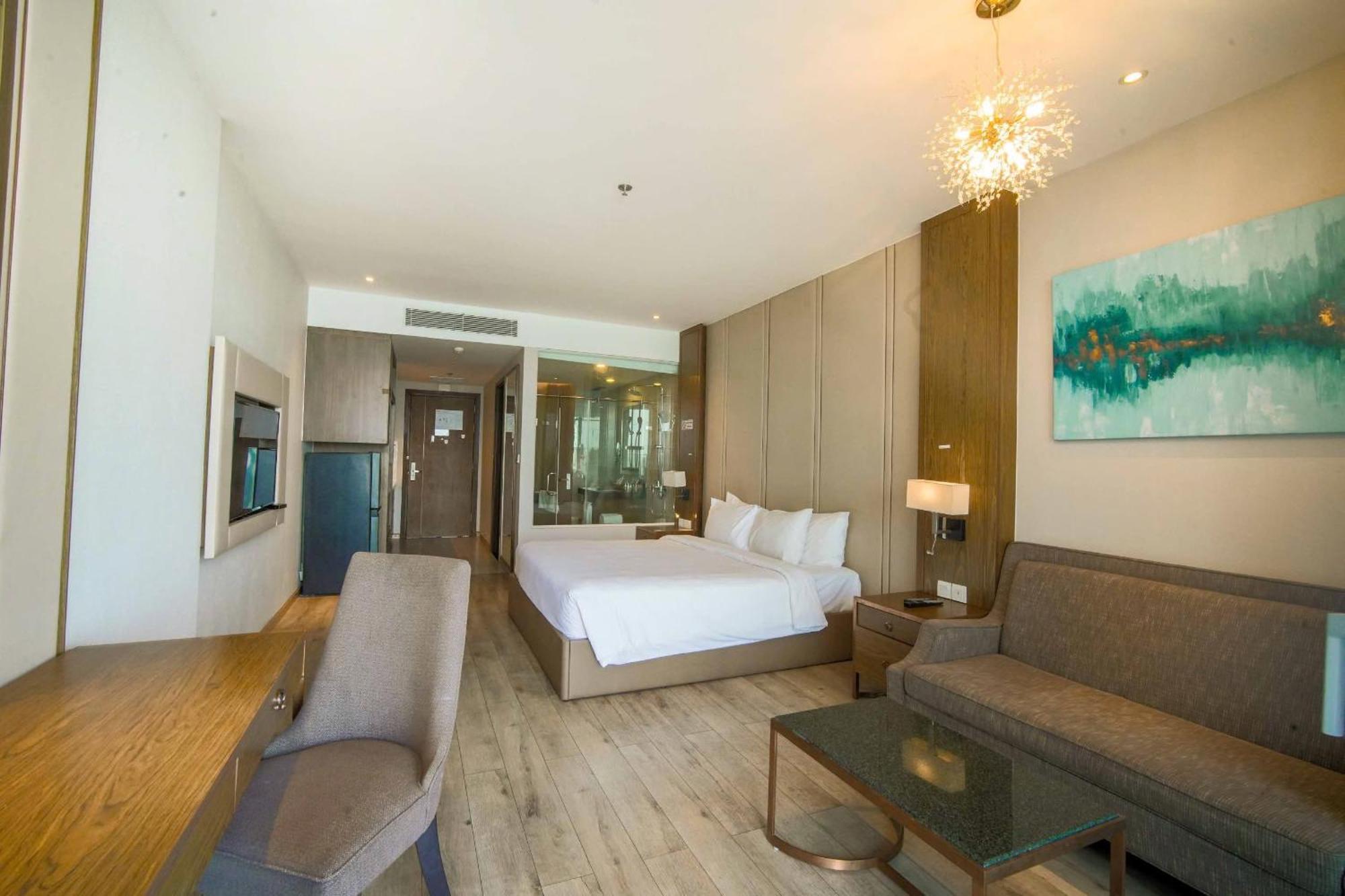 Panorama Seaview Luxury Skyline By Hc Group *