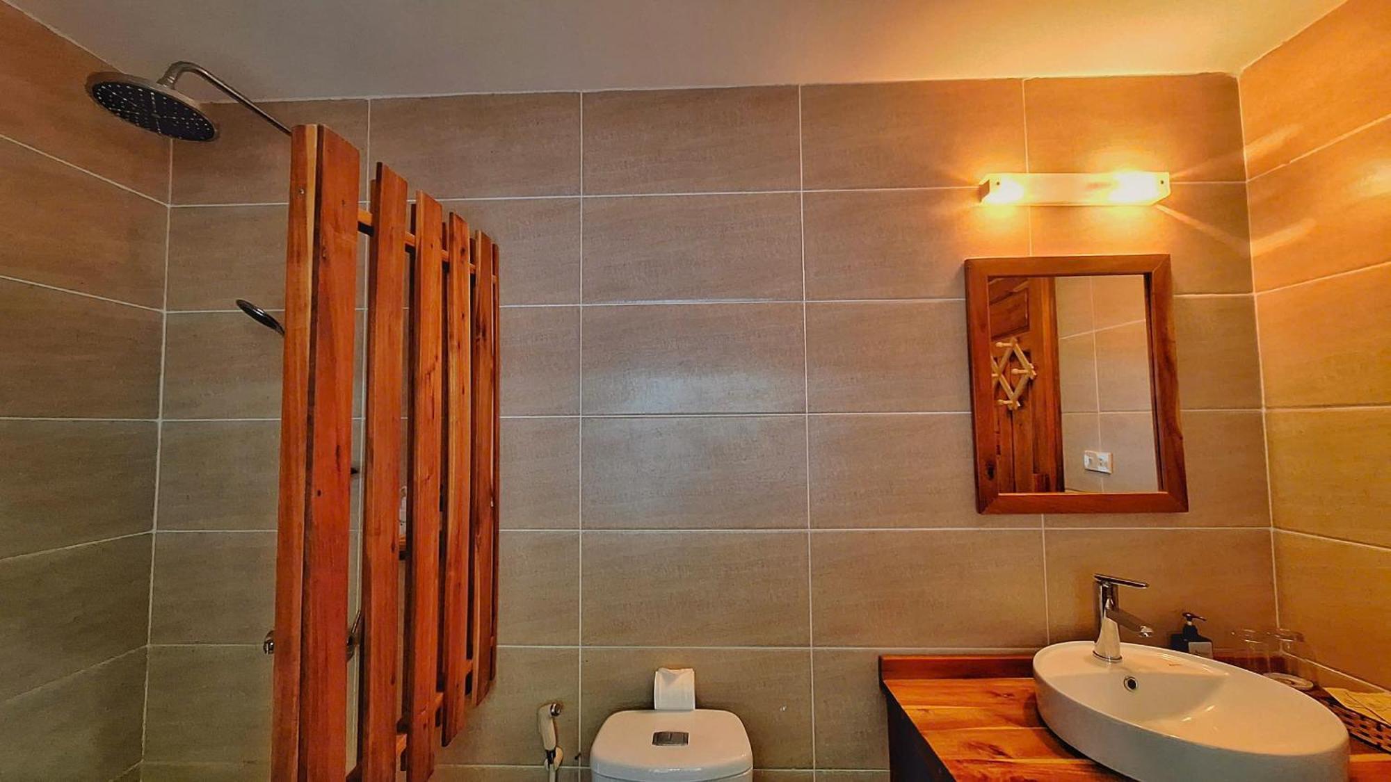 Ancarine 3* Phu Quoc
