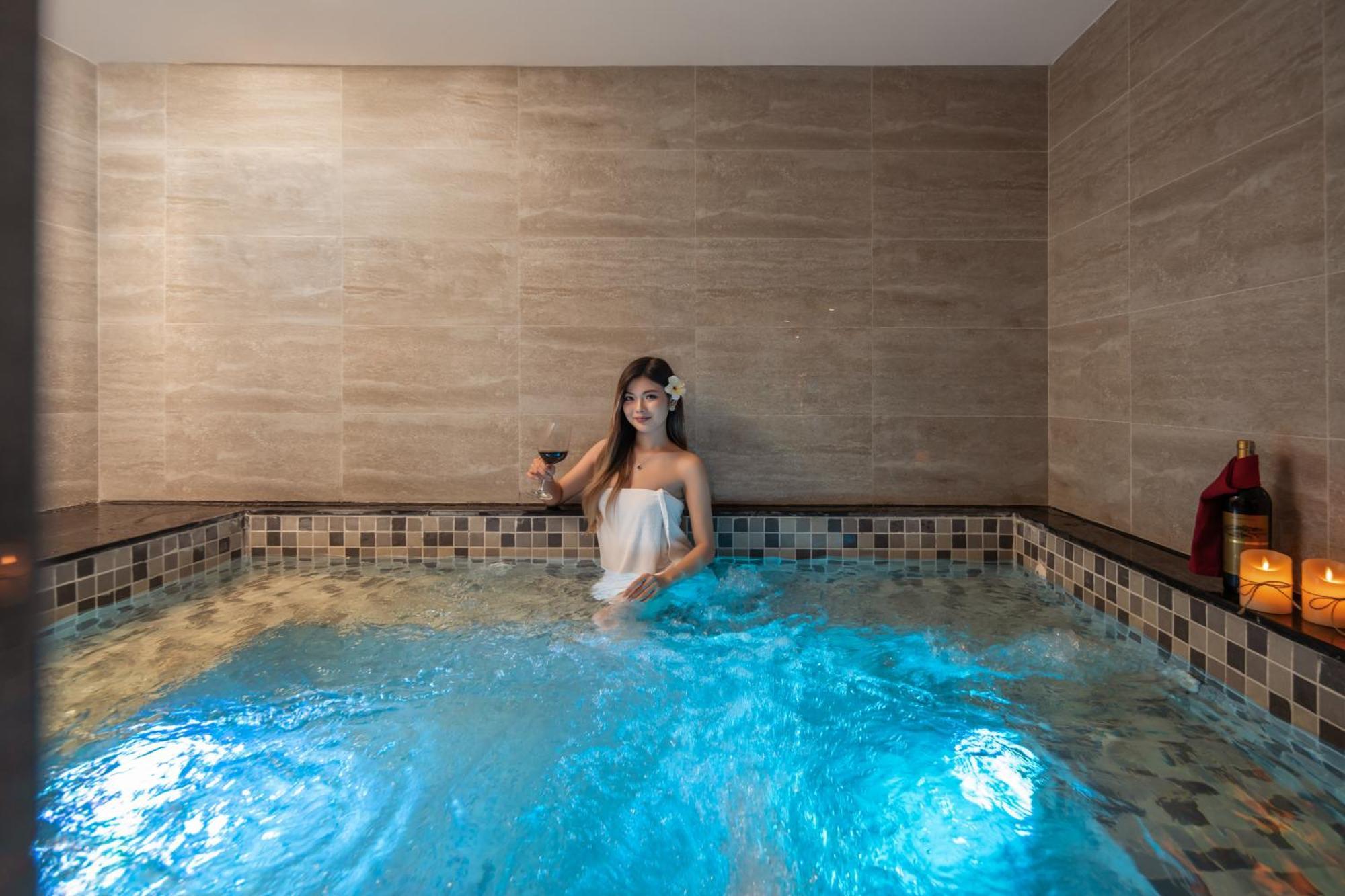Canvas 4* Da Nang