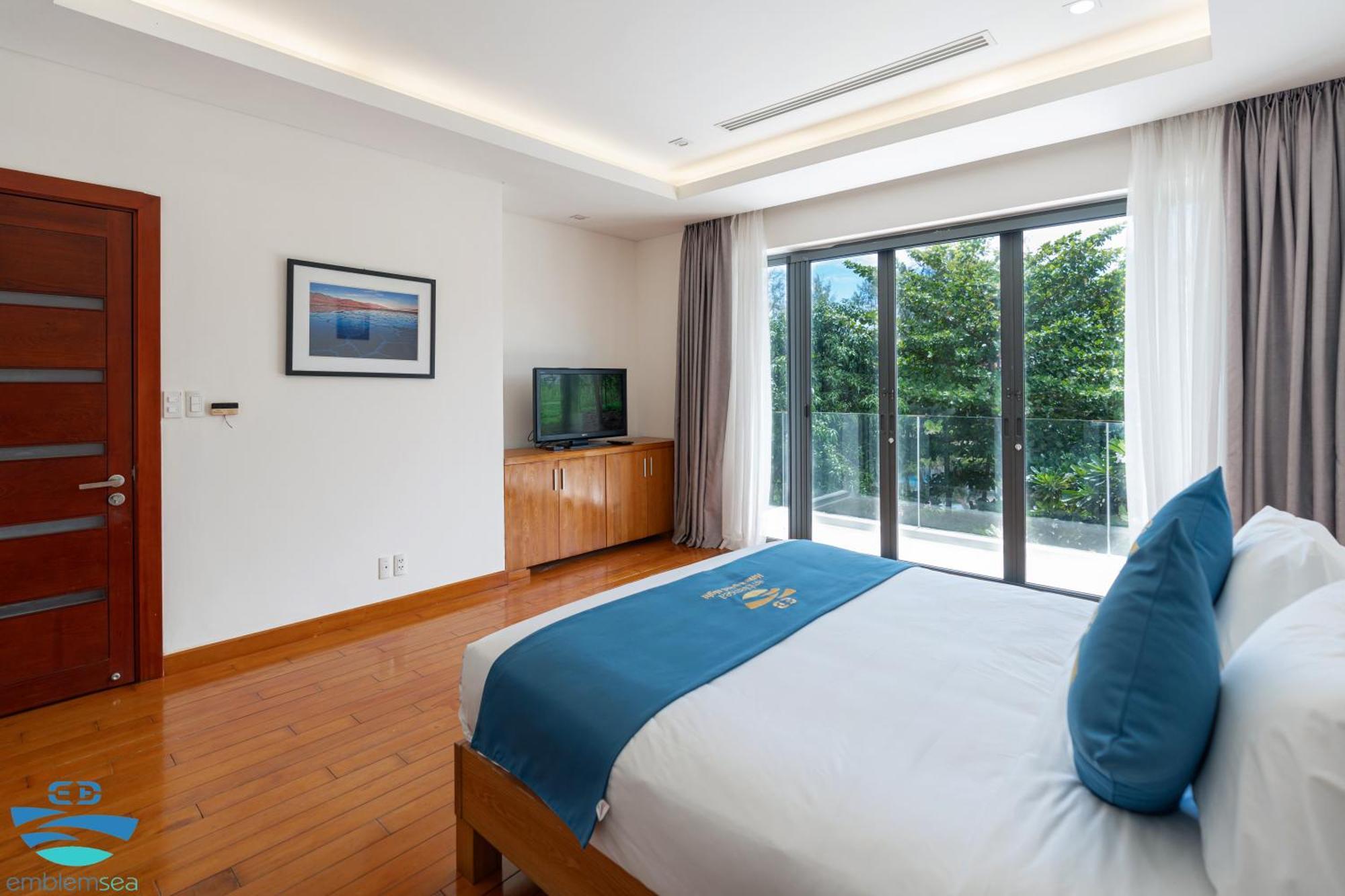 Resort The Ocean Da Nang
