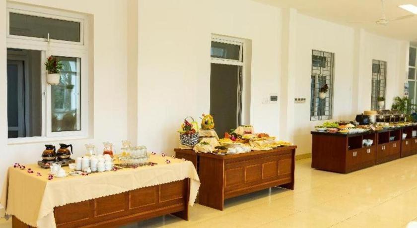 Hotel Navy 3*