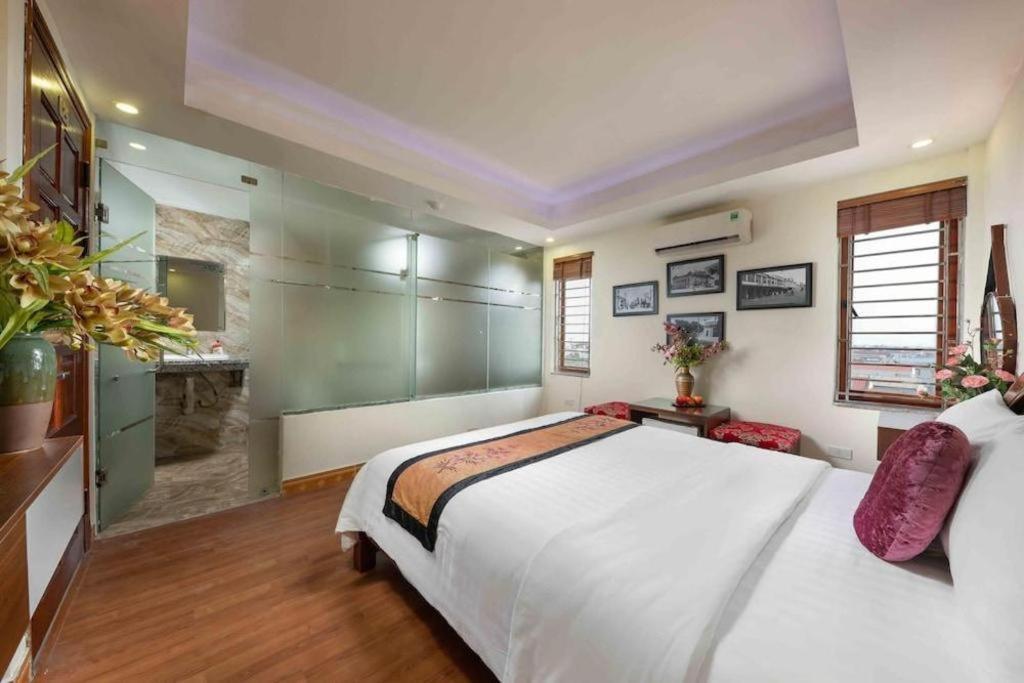 Hotel Viet Village