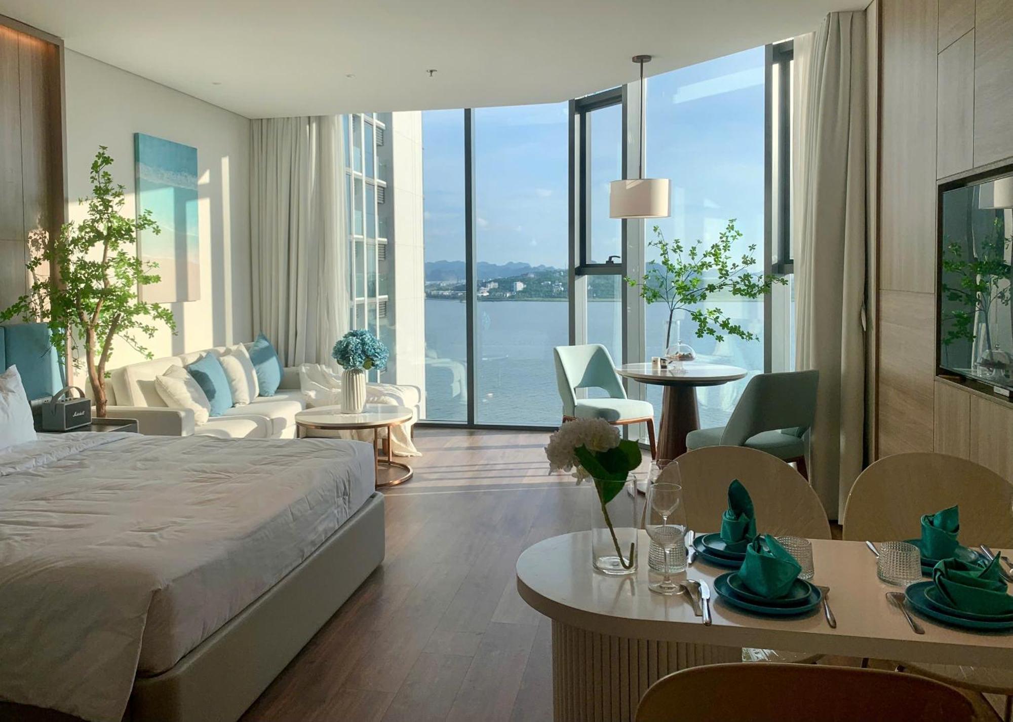 Samset Corner Seaview A La Carte Bay *
