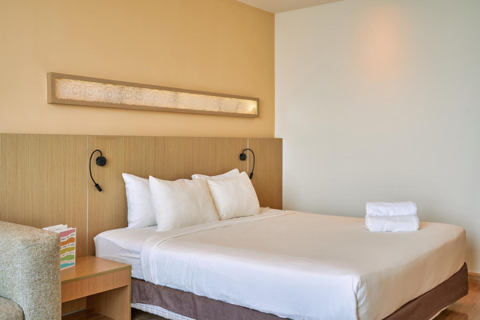 S Lux Starcity With Sea View Nha Trang