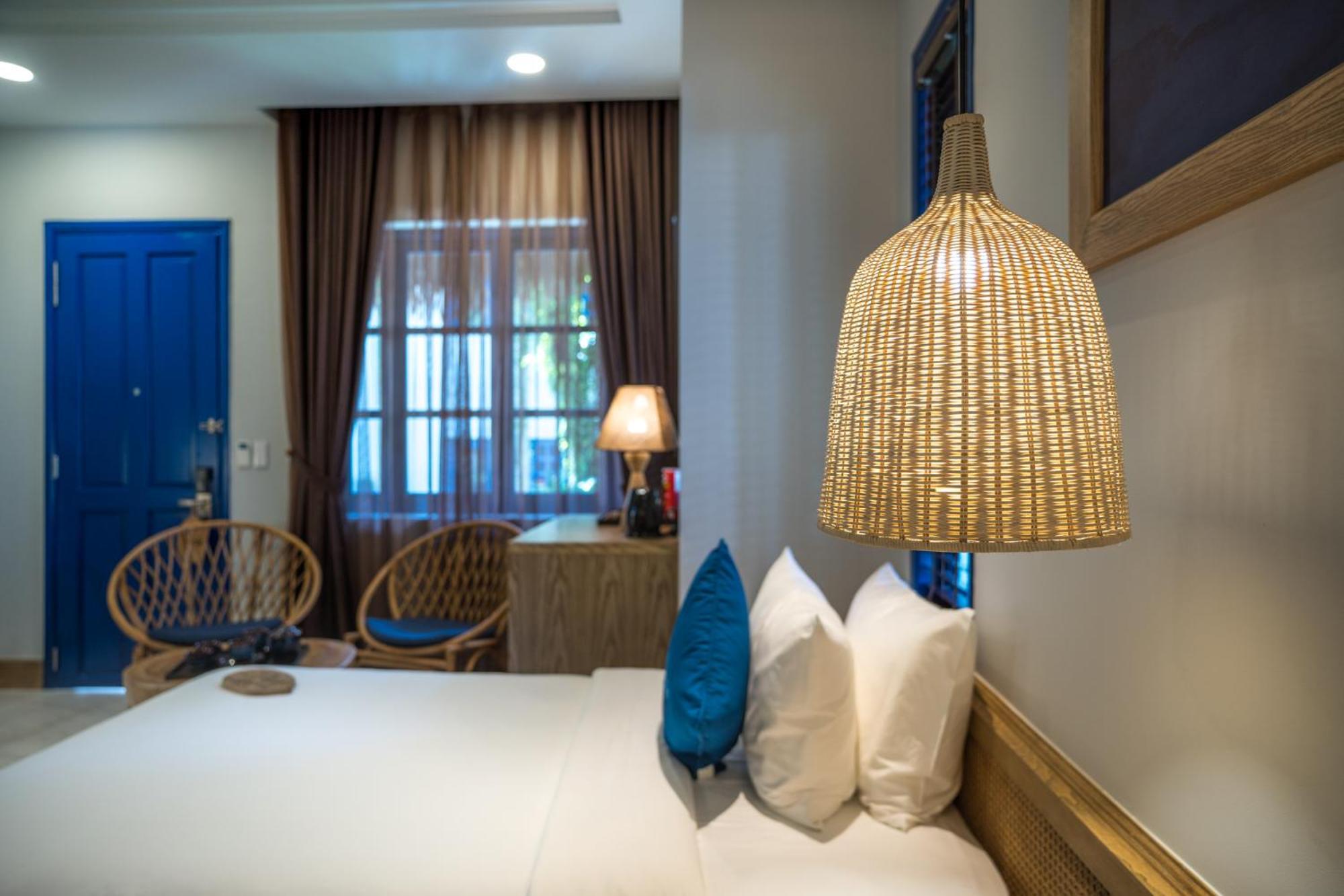 L'azure And Resort 4*