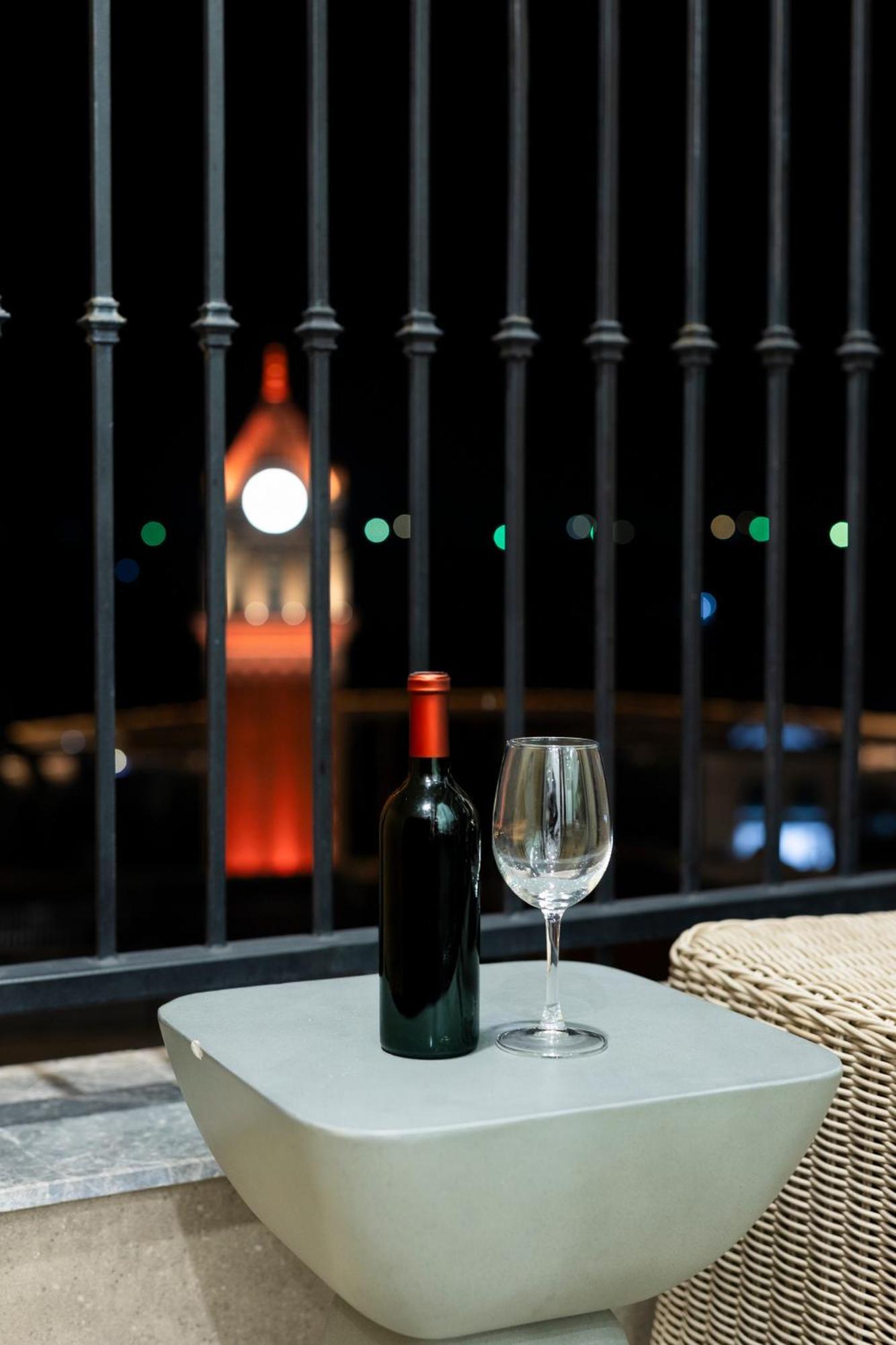 Aparthotel Mira - Hillside - Sea & Firework View Phu Quoc