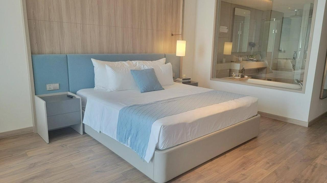 Hotel Alacarte Bay Ha Long