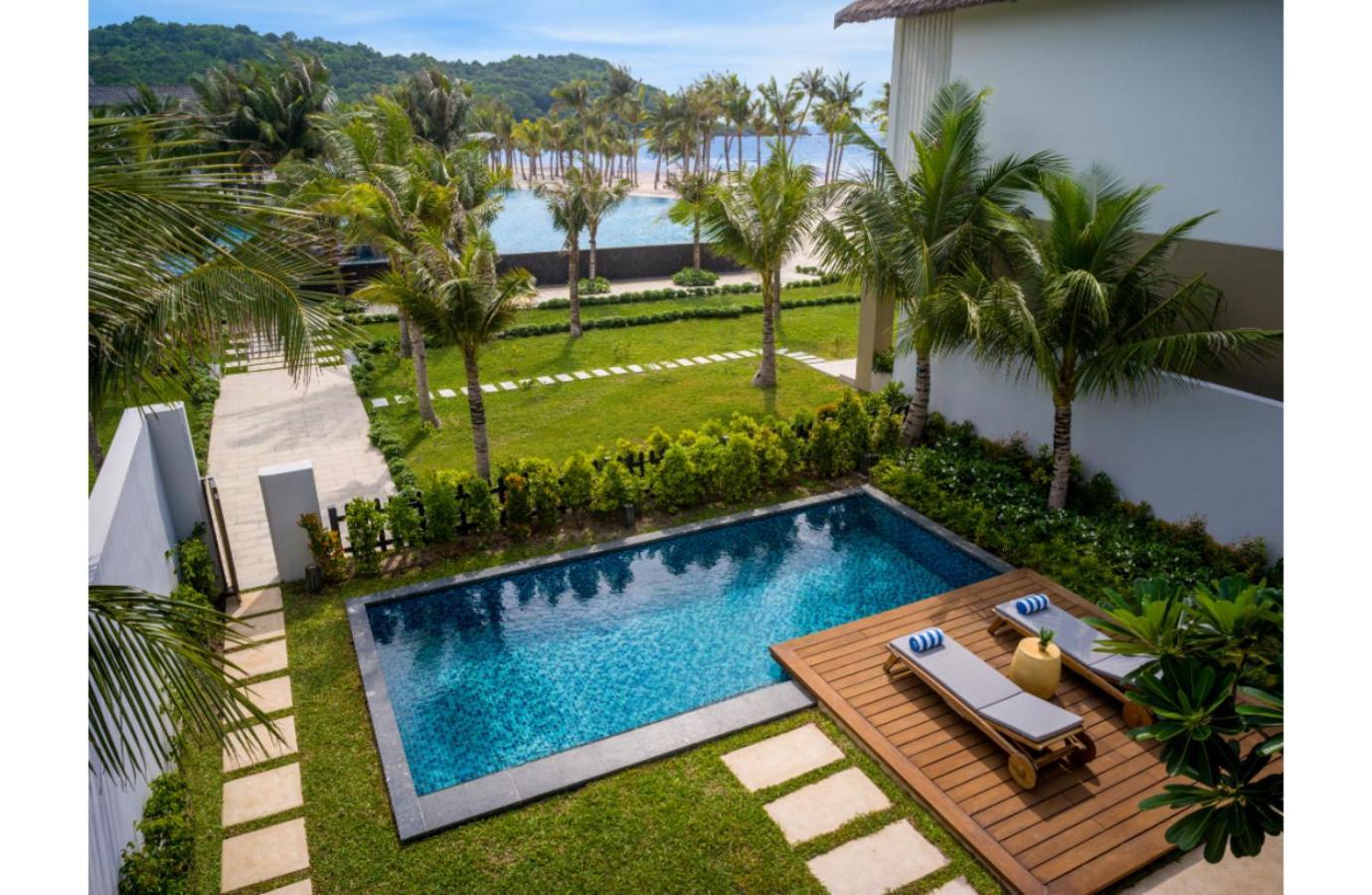 New World Resort