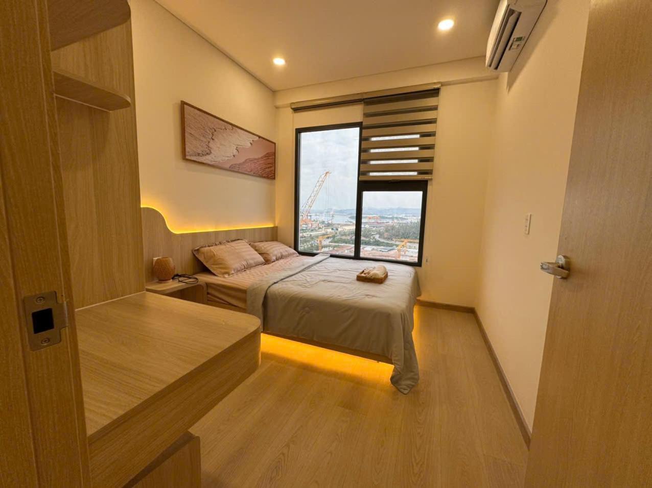 Dragon Castle Bai Chay Quang Ninh Apartment