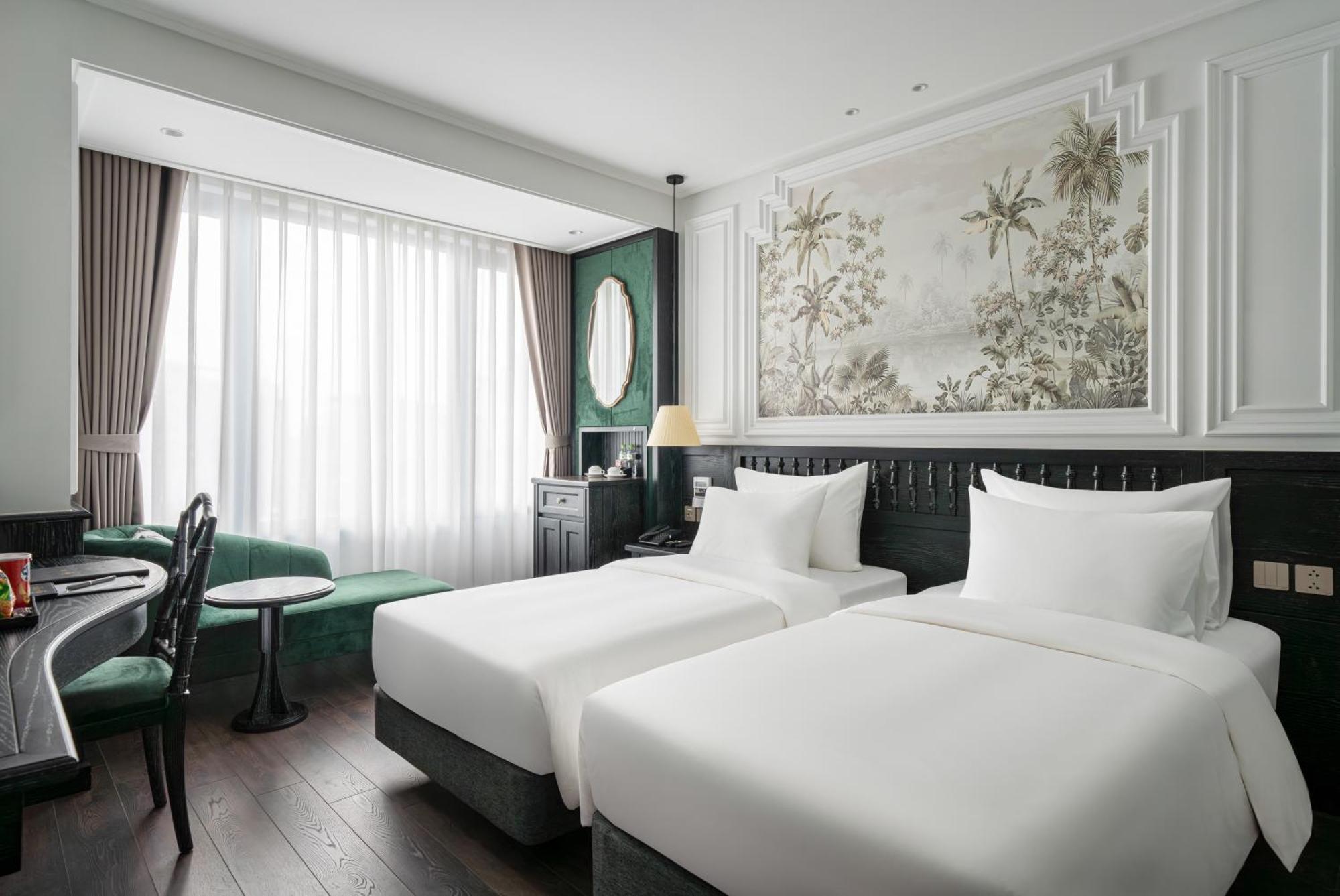 Khách sạn Luxe Paradise &
