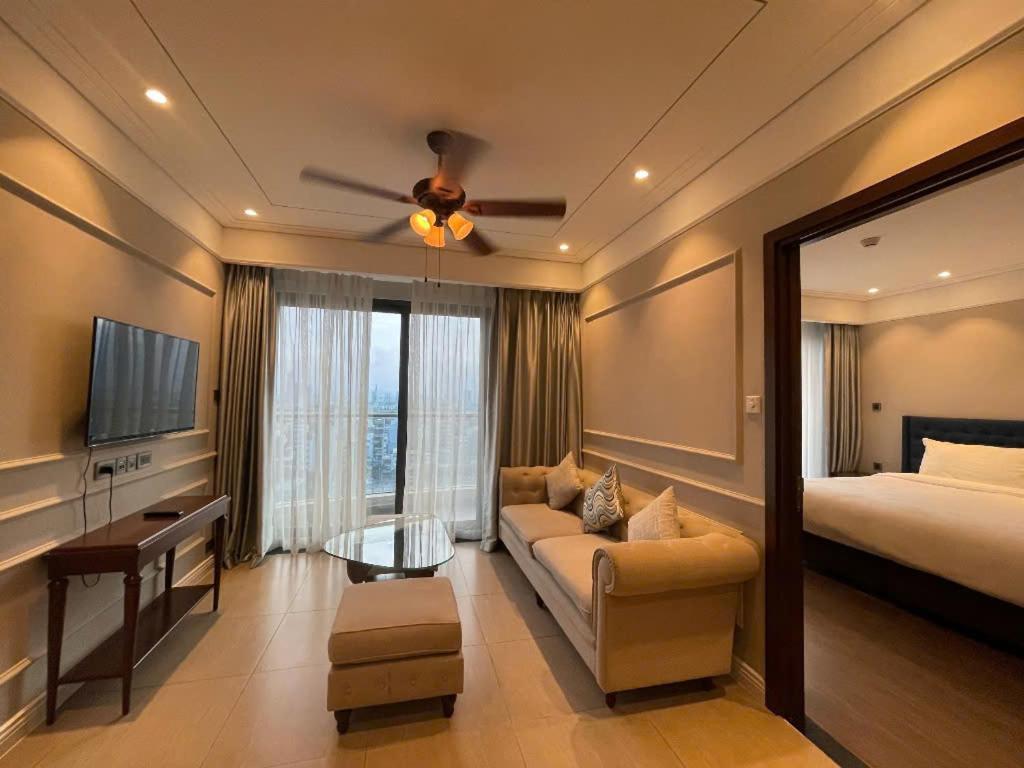 Apartment Luxury One Or Two Bedroom At 120 Vo Nguyen Giap - My Khe - Altara Buidding *
