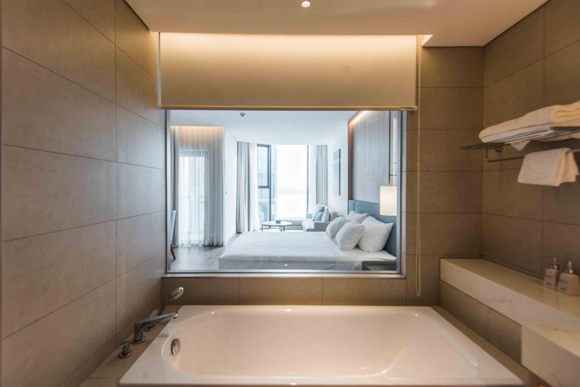 A La Carte 811 Apartment Hạ Long
