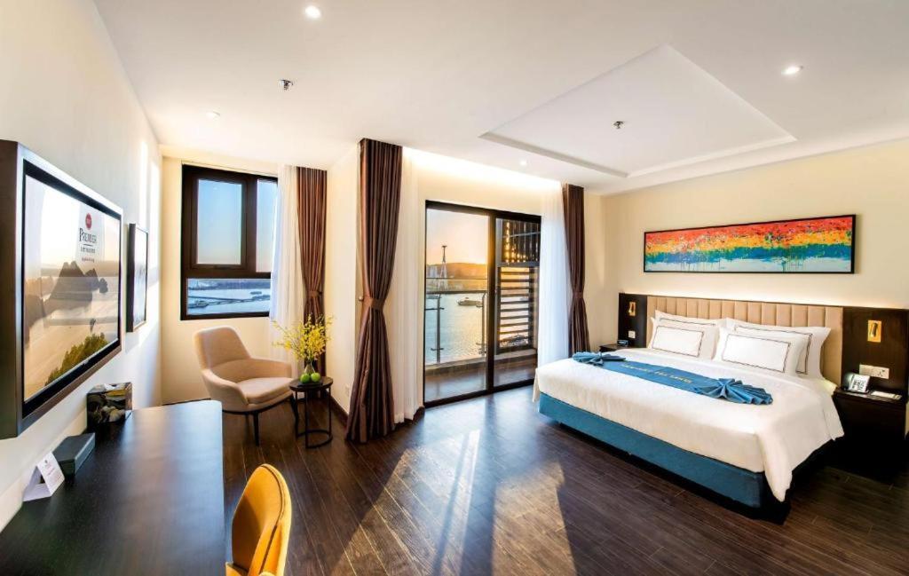 2pn Sapphire * Ha Long