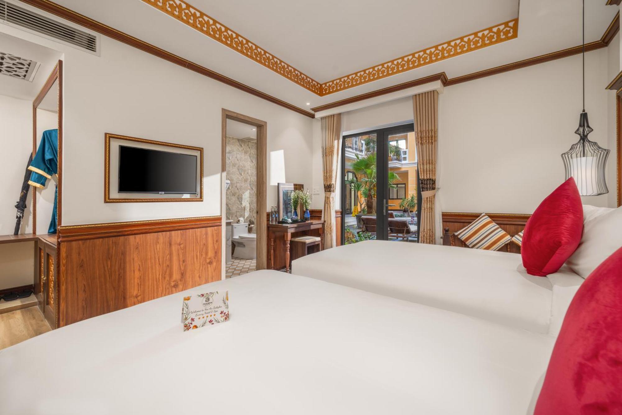 Babylon Riverside & 5* Hoi An