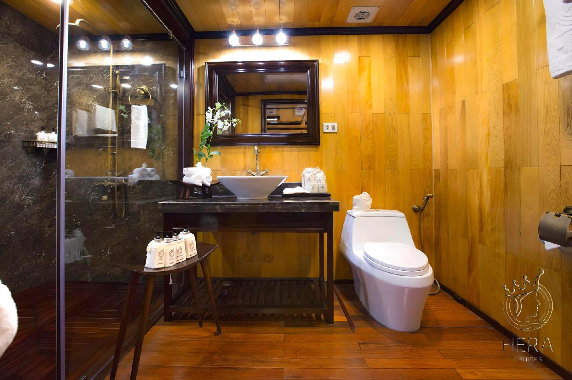  Hera Grand Luxury Cruise 5*