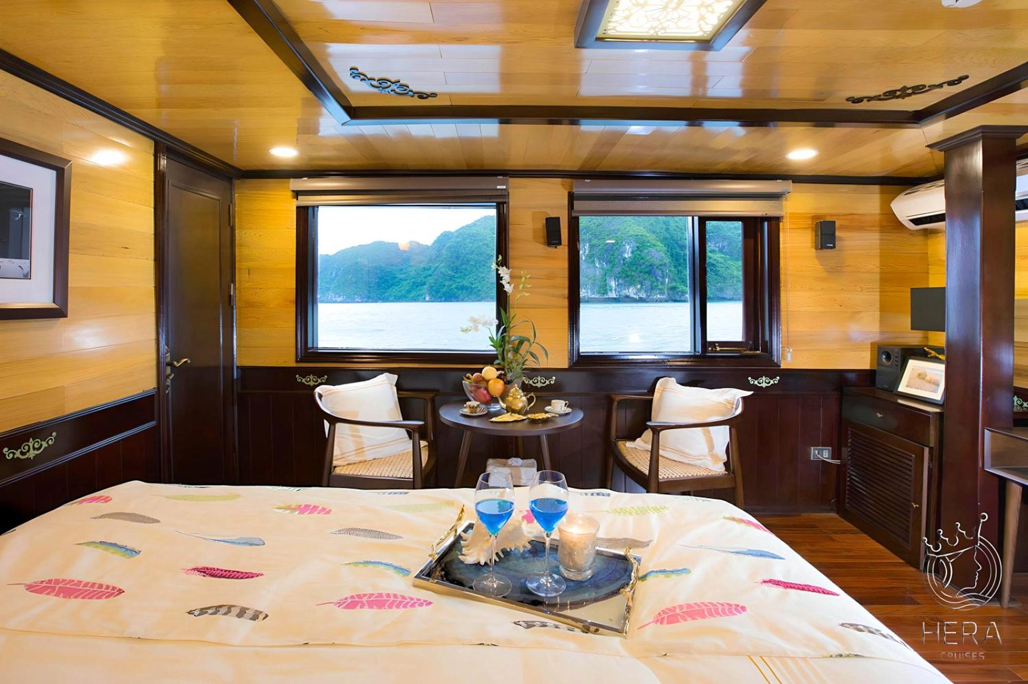  Hera Grand Luxury Cruise
