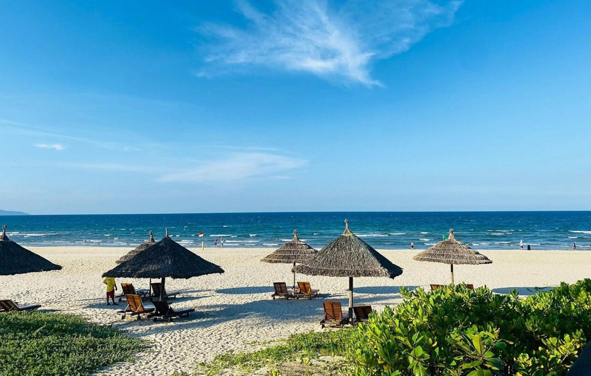 Deluxe Beachside 5* Da Nang