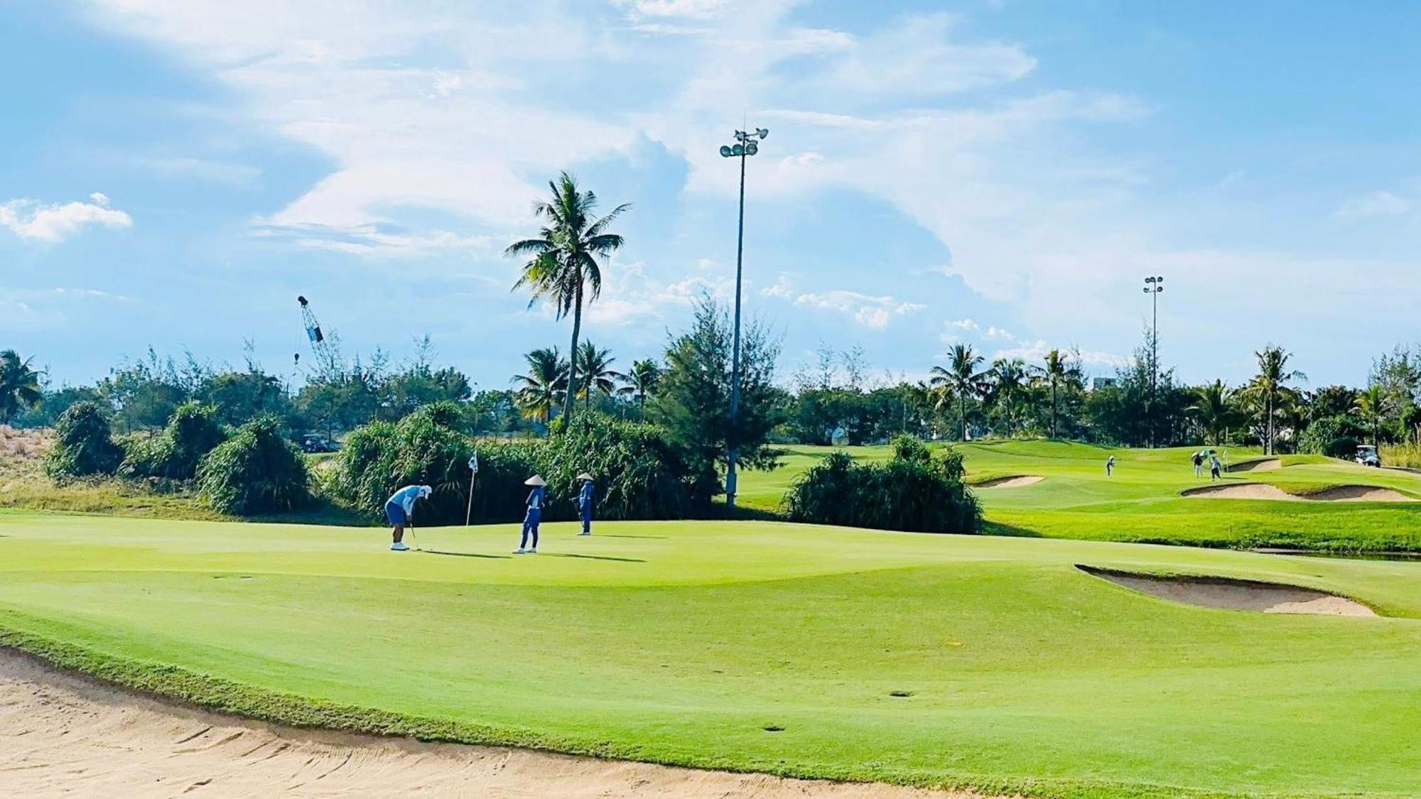 Coral Cove Khách sạn 4*