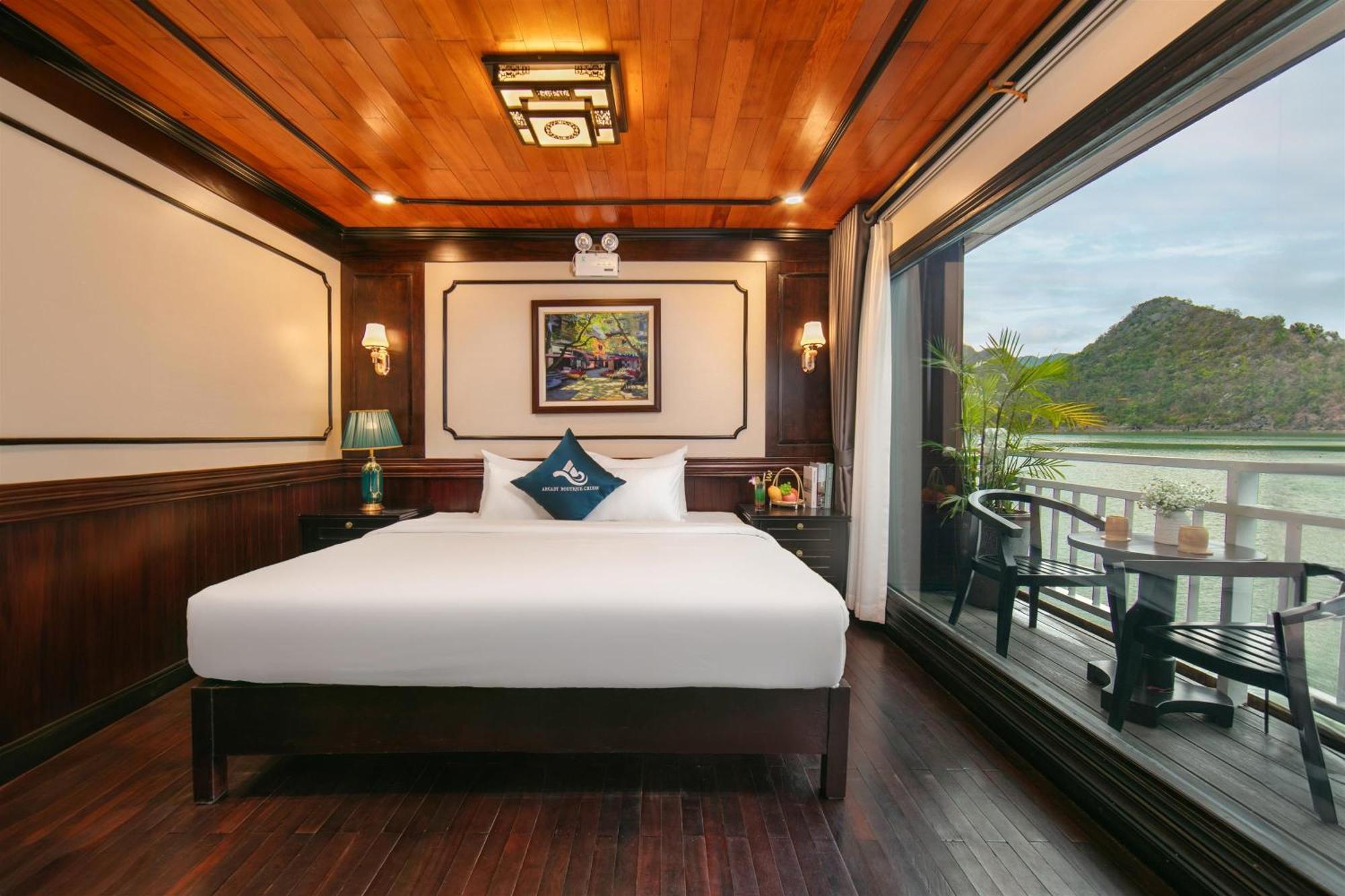 Arcady Cruise Botel Ha Long