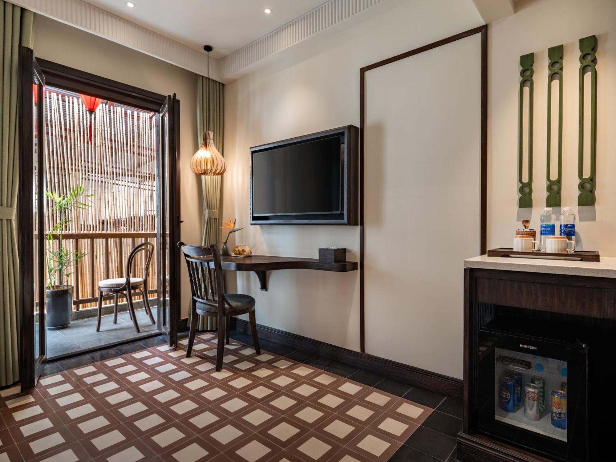 Hotel The Signature Hoi An
