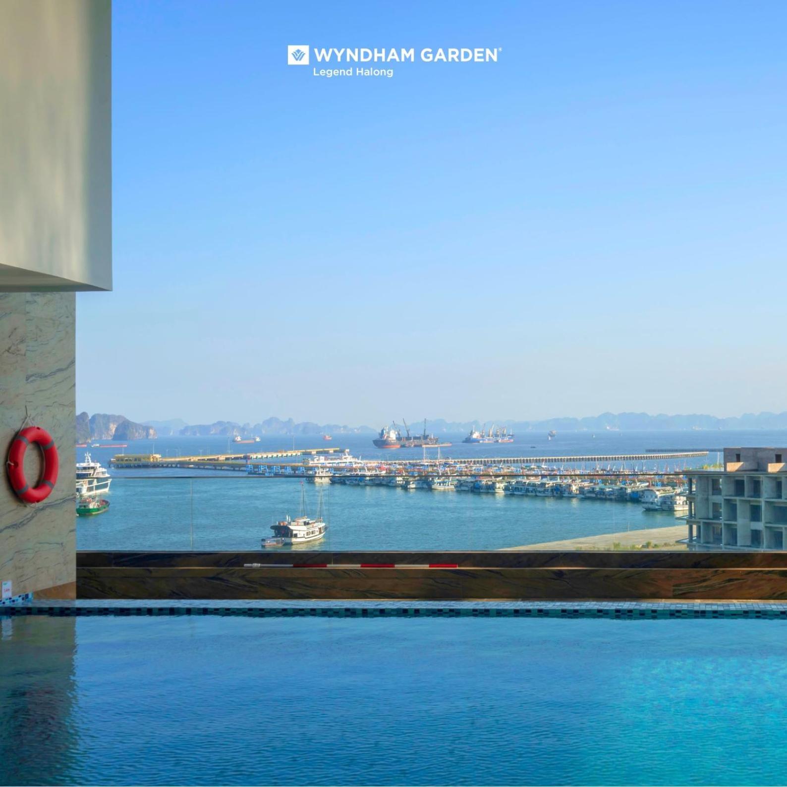 Hotel Wyndham Garden Legend Halong