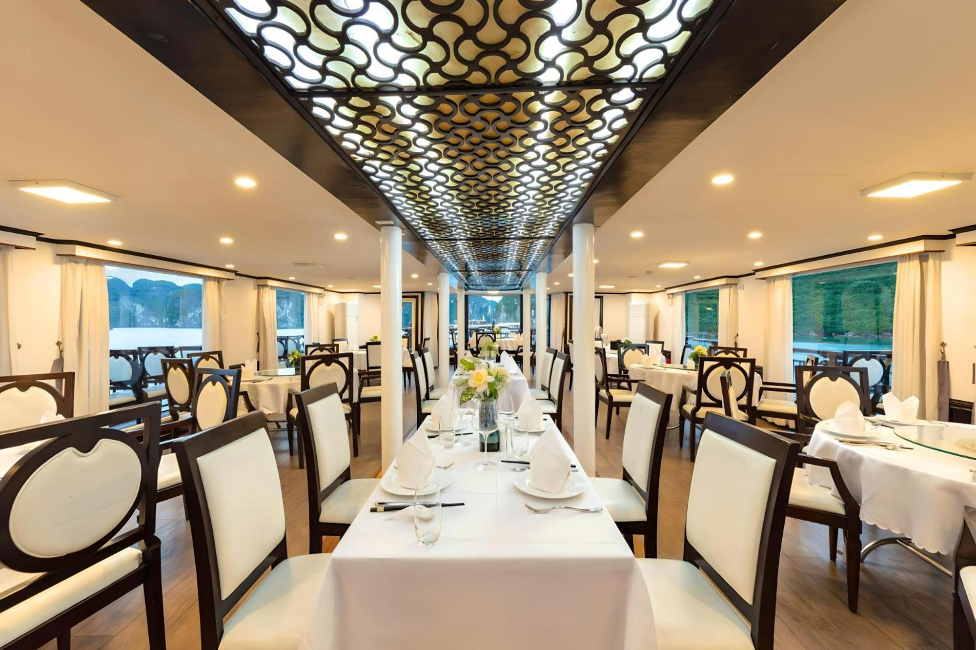Amanda Halong Cruise Hạ Long
