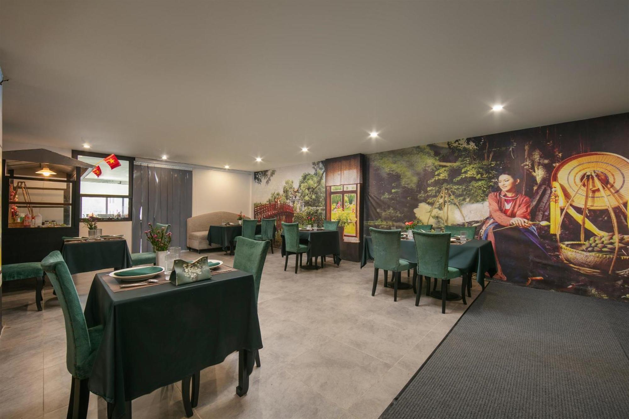 Hotel Westlake Pearl & 70 Xuan Dieu - By Pegasy Group 4*