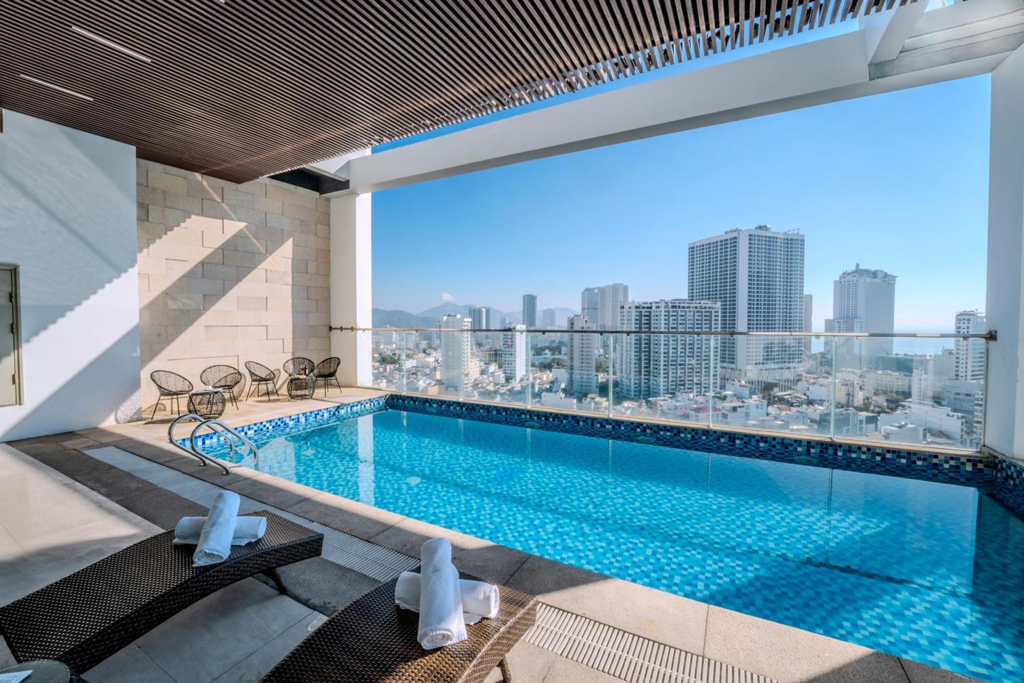 Astica Hotel 4*