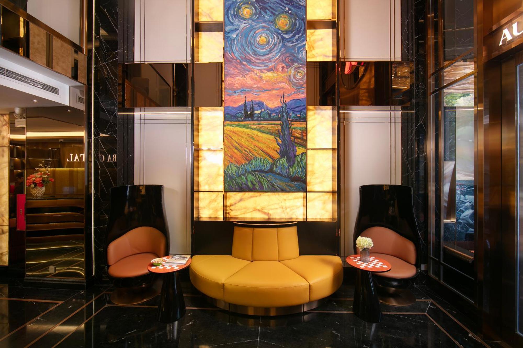 Hotel Aurora Oriental 5*
