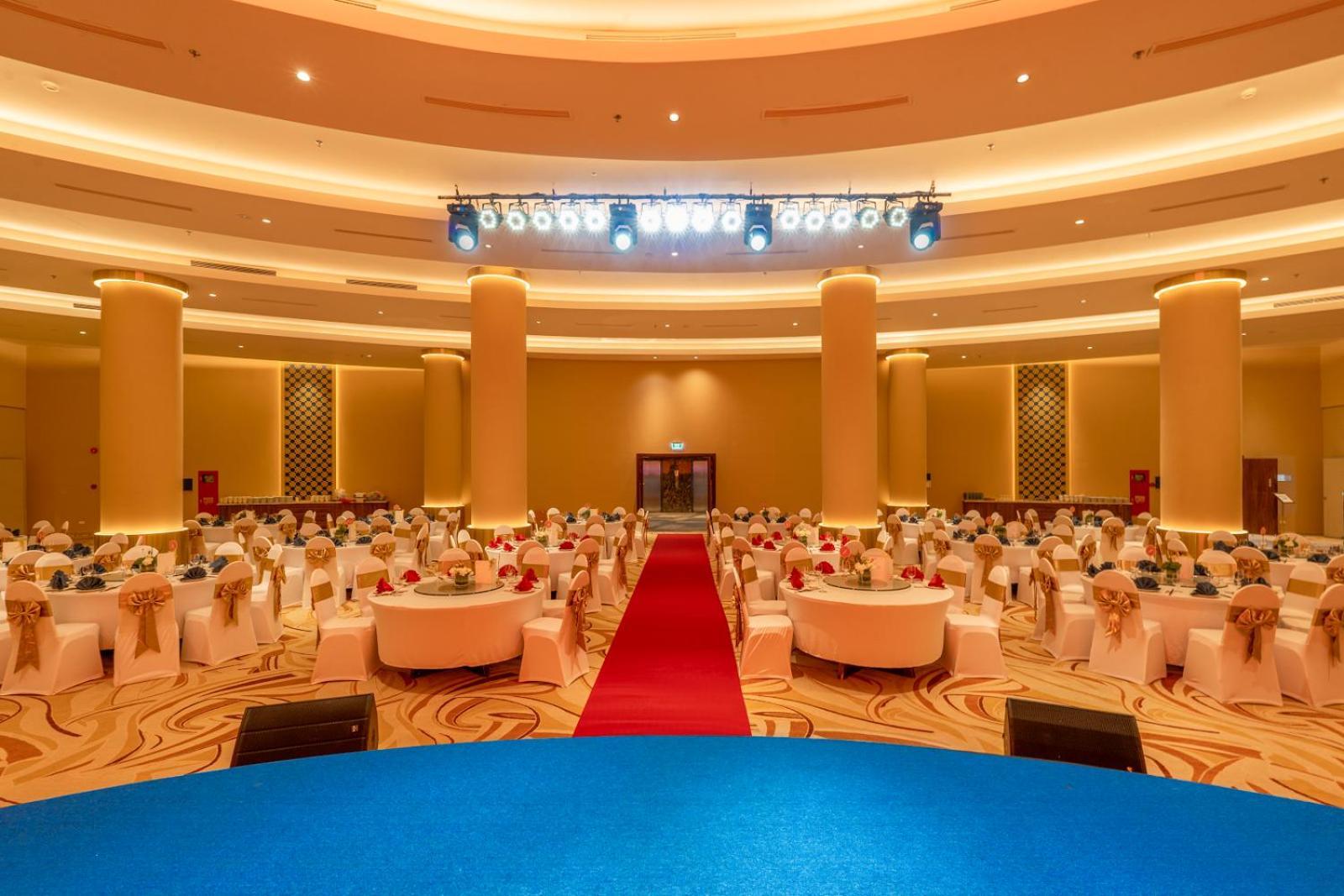 Vias - Transportation Included 5* Vung Tau
