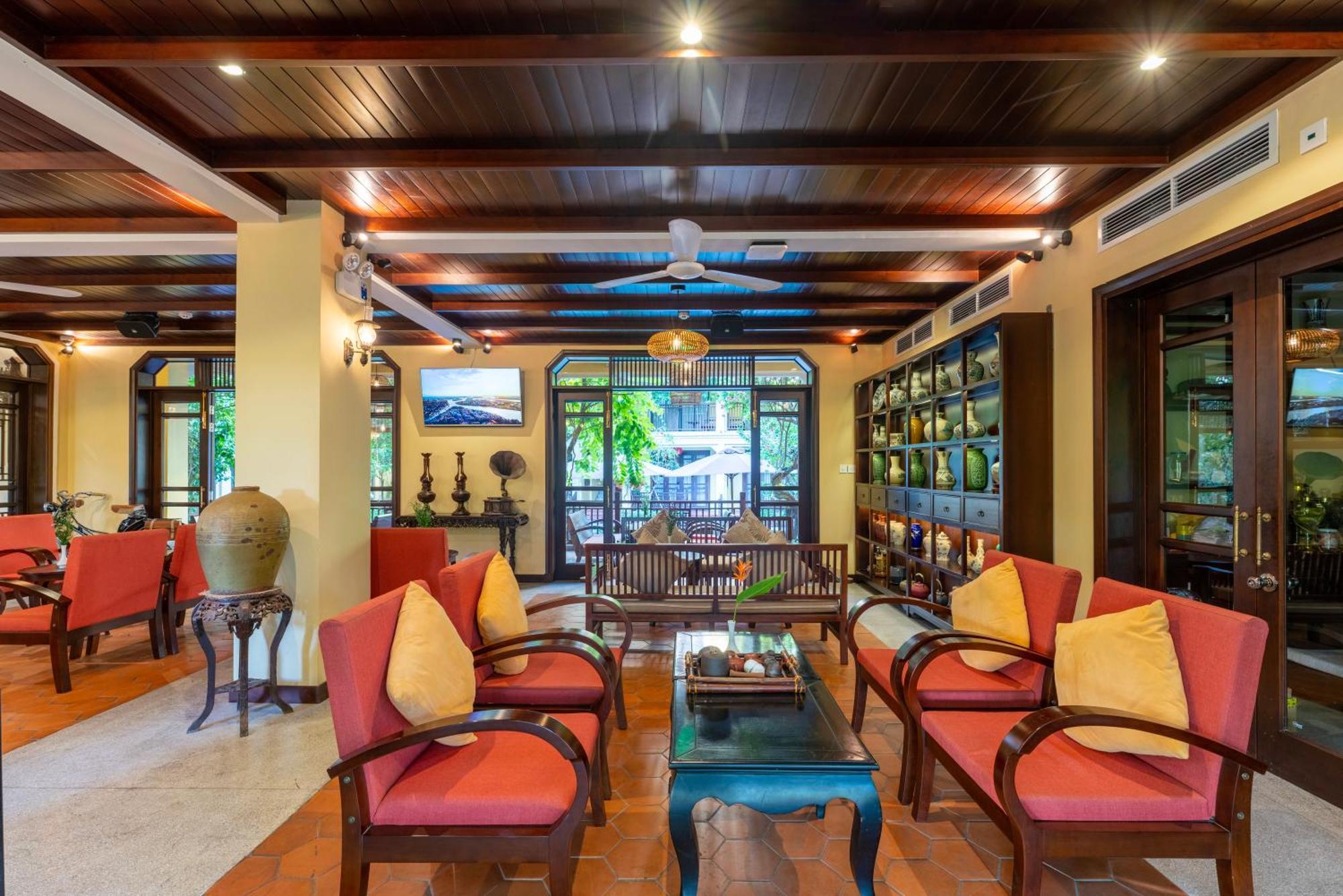Hotel Ahoy Boutique & 5*