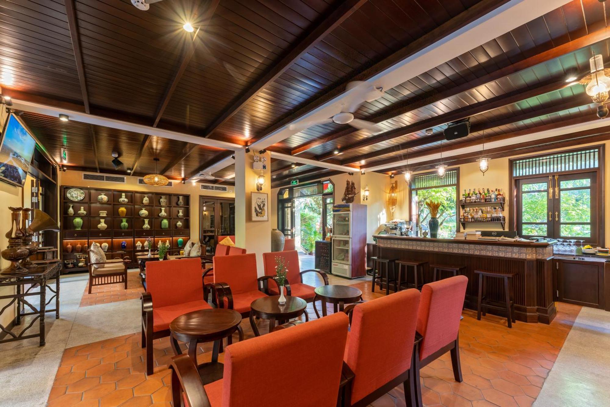 Ahoy Boutique & Hoi An