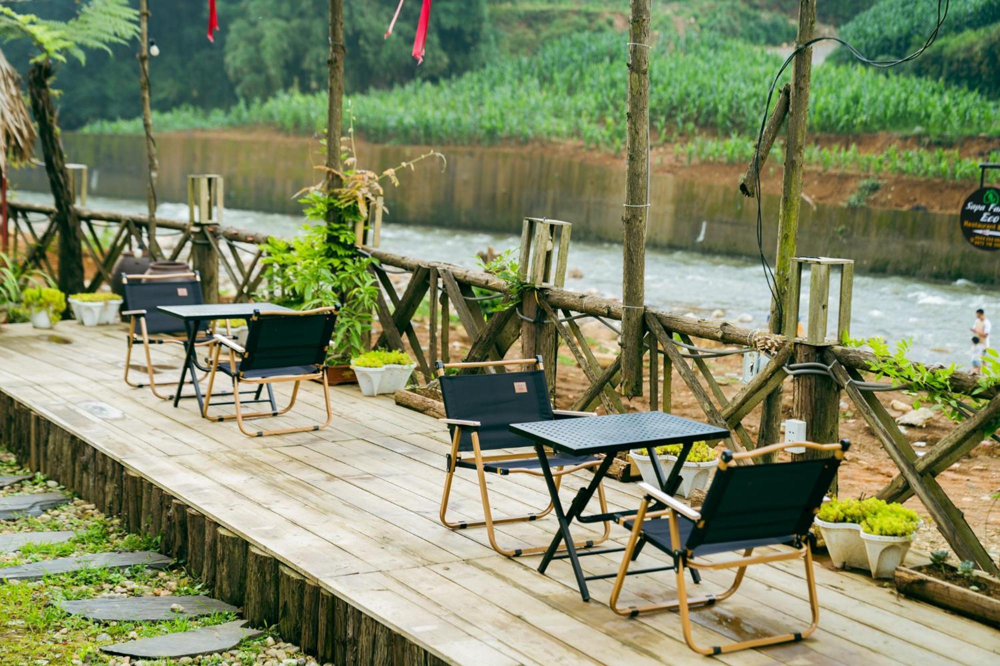 Riverside Homestay *