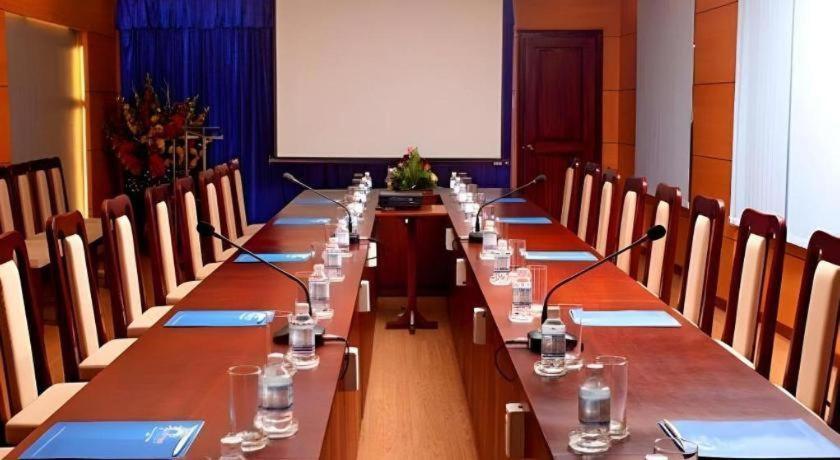 Nhat Thanh Hotel 3*