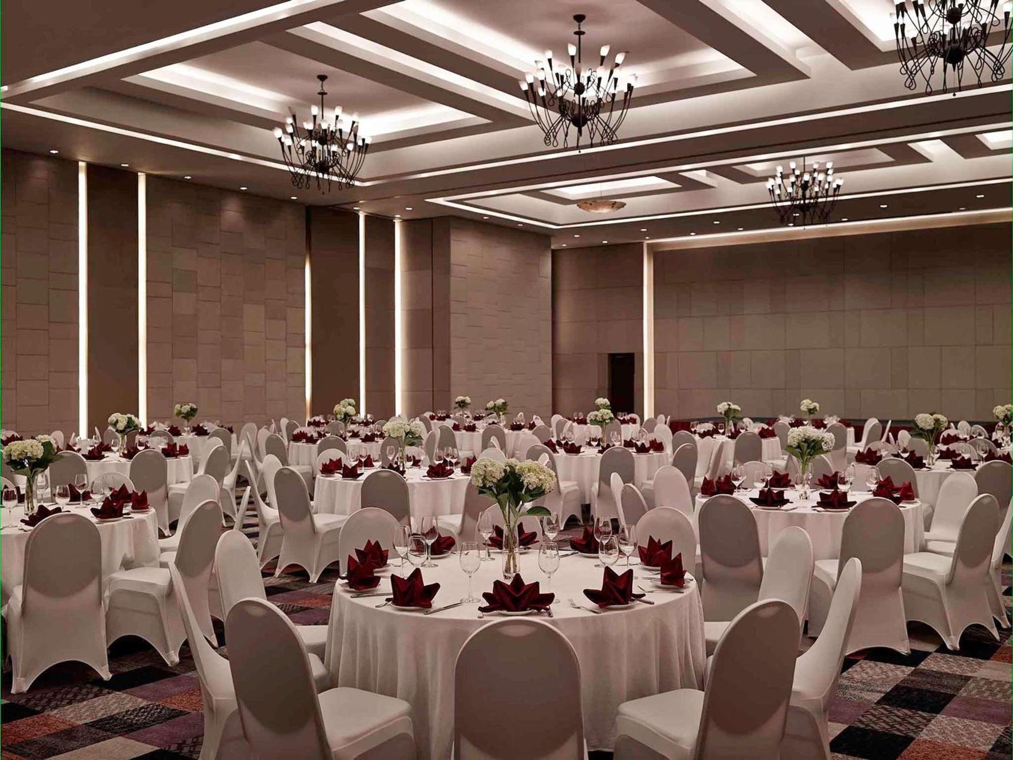 Pullman Hotel 5*