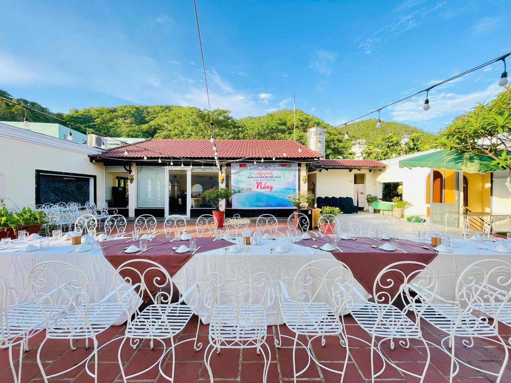 Huong Sen 2 Hotel Khách sạn