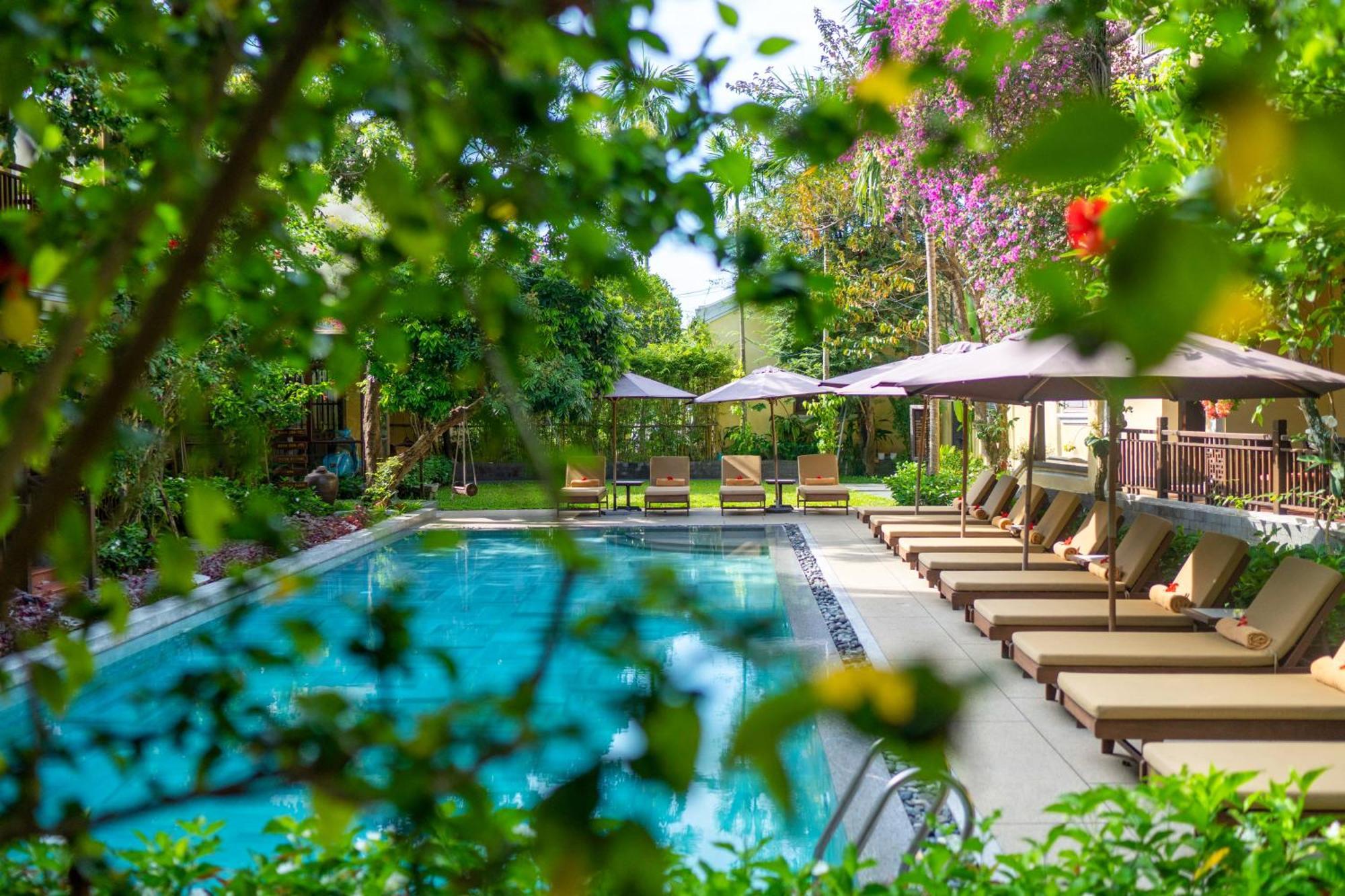 Ahoy Boutique & Hotel 5*