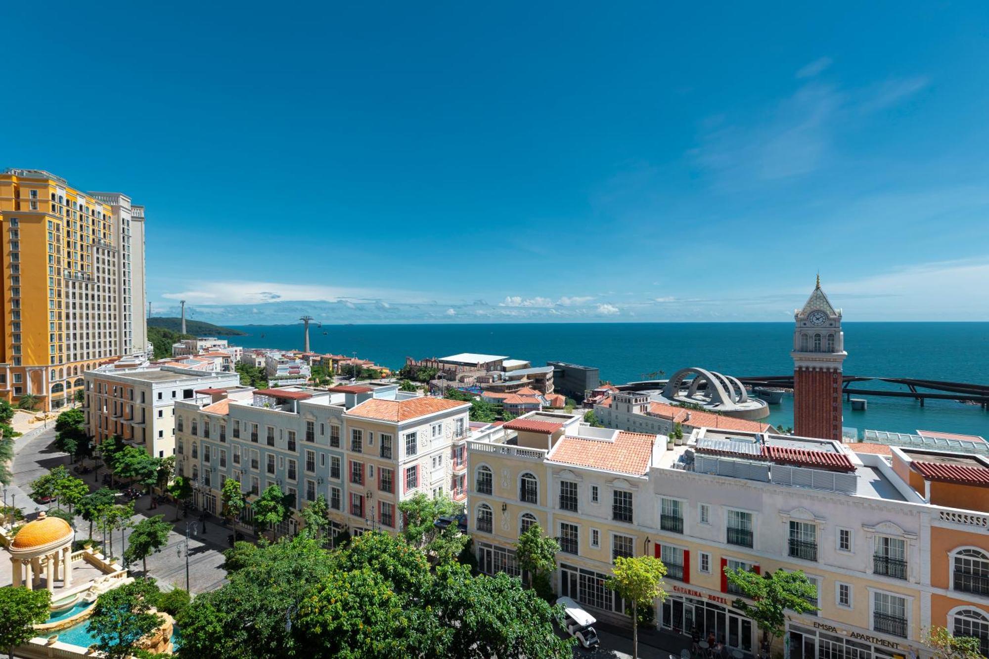 Aparthotel Mira - Hillside - Sea & Firework View Phu Quoc