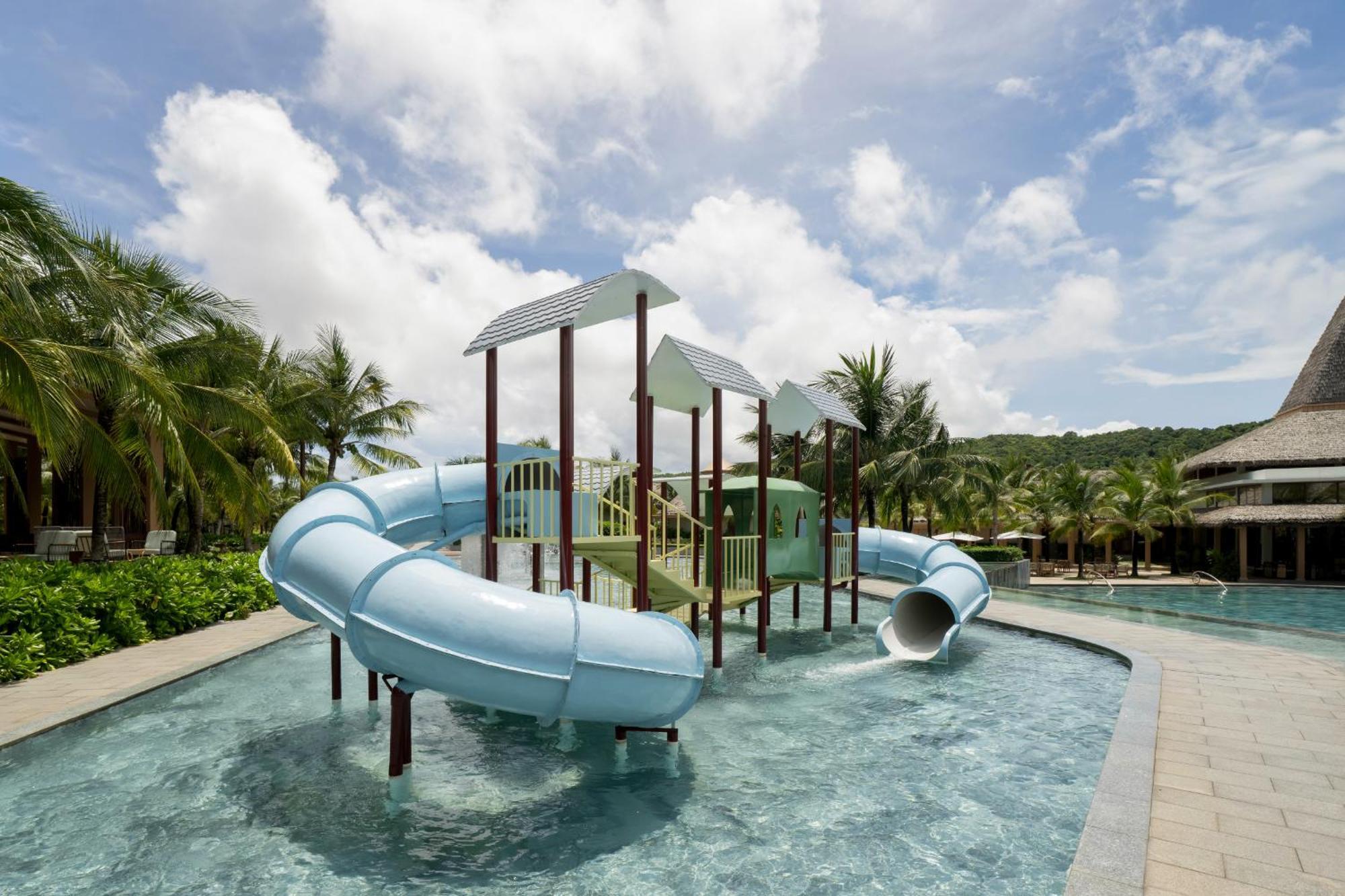 Resort New World 5*
