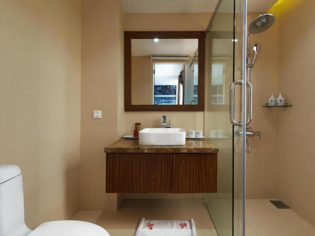 Vinh Hung 2 Hotel