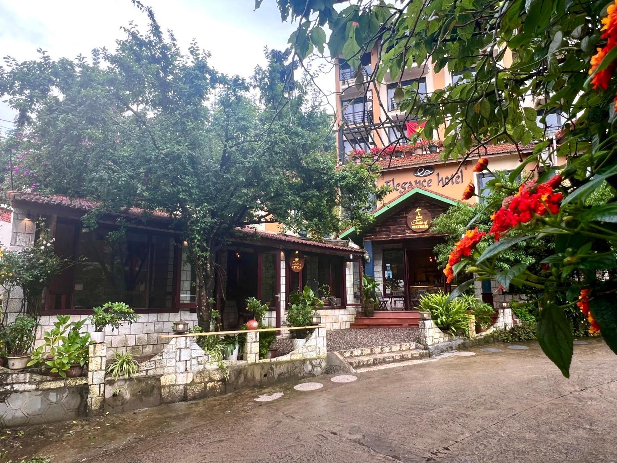 Elegance Hotel