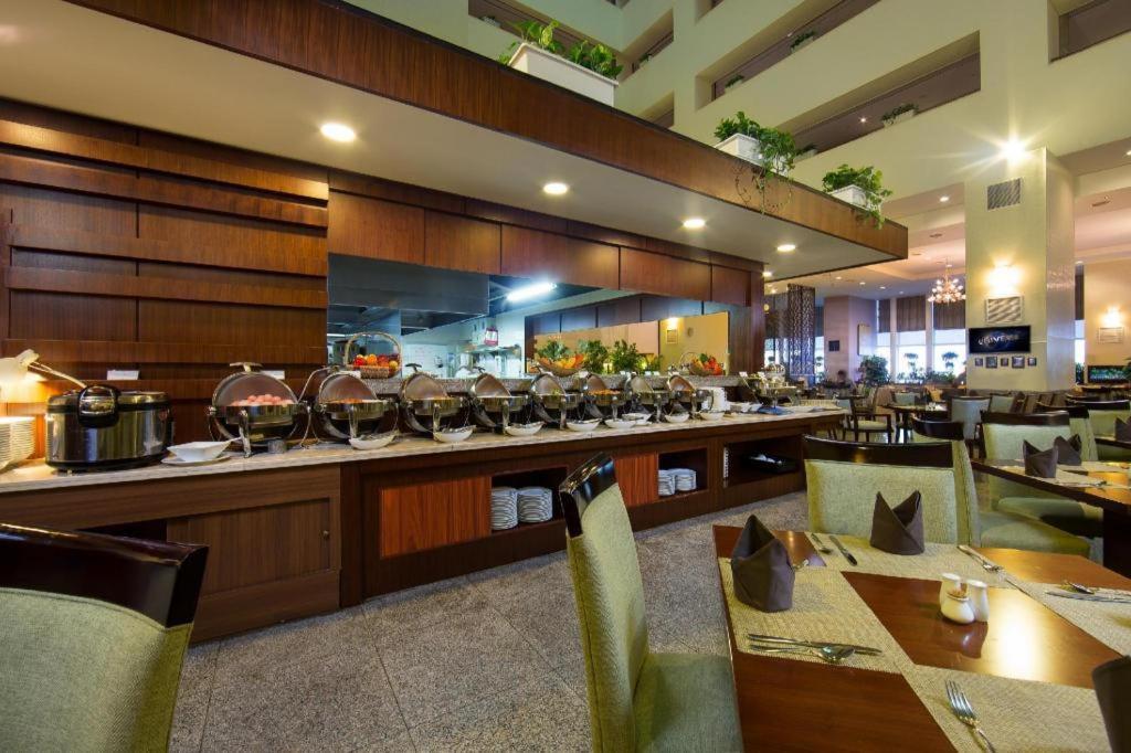 Hotel Calidas Landmark72 Royal 5*
