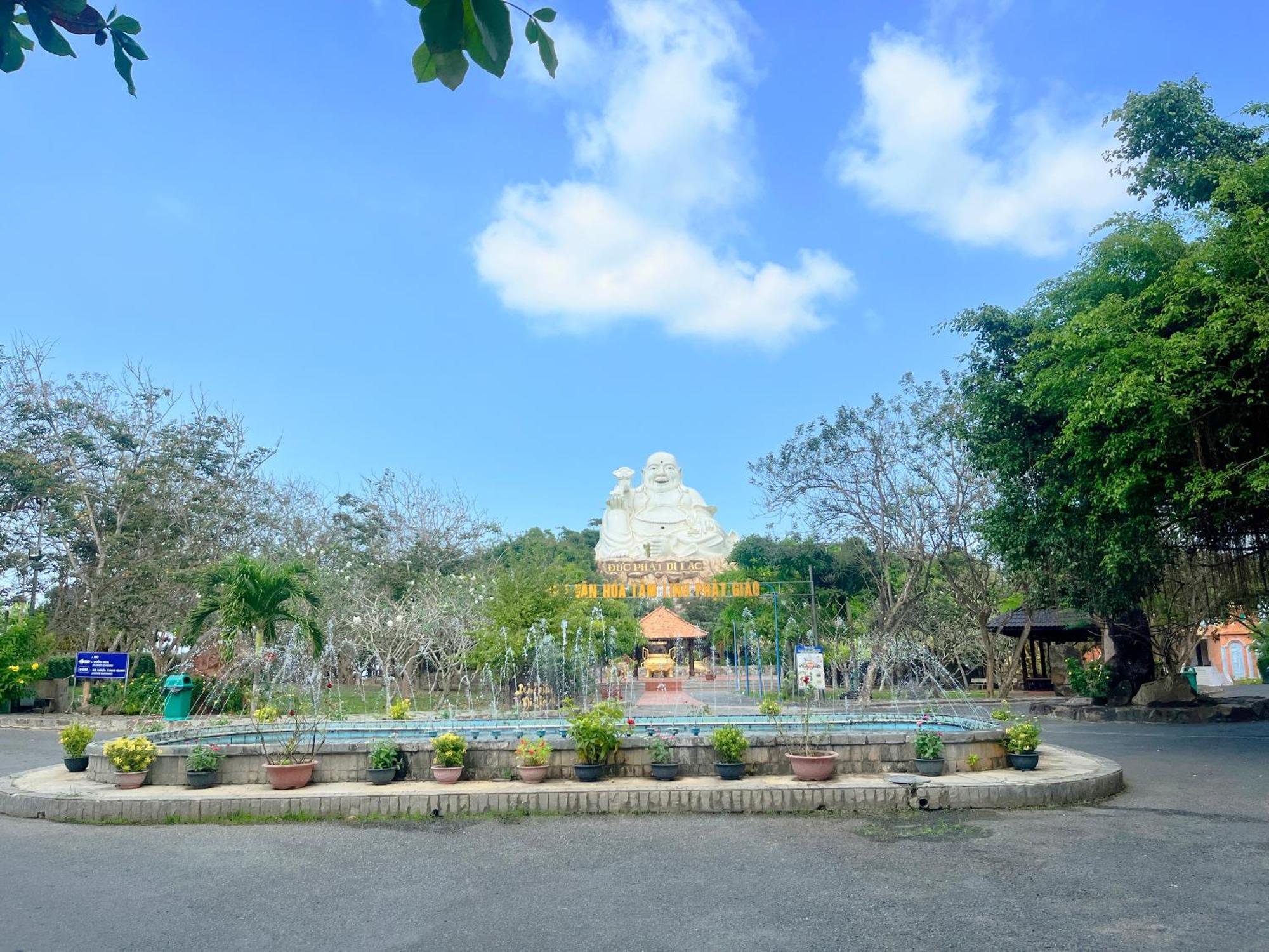 Resort Ho Park Khach San -