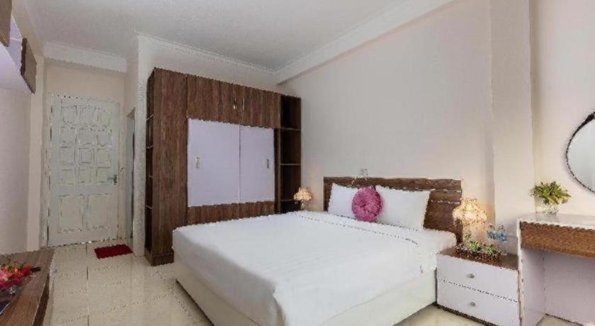 Hotel Viet Village