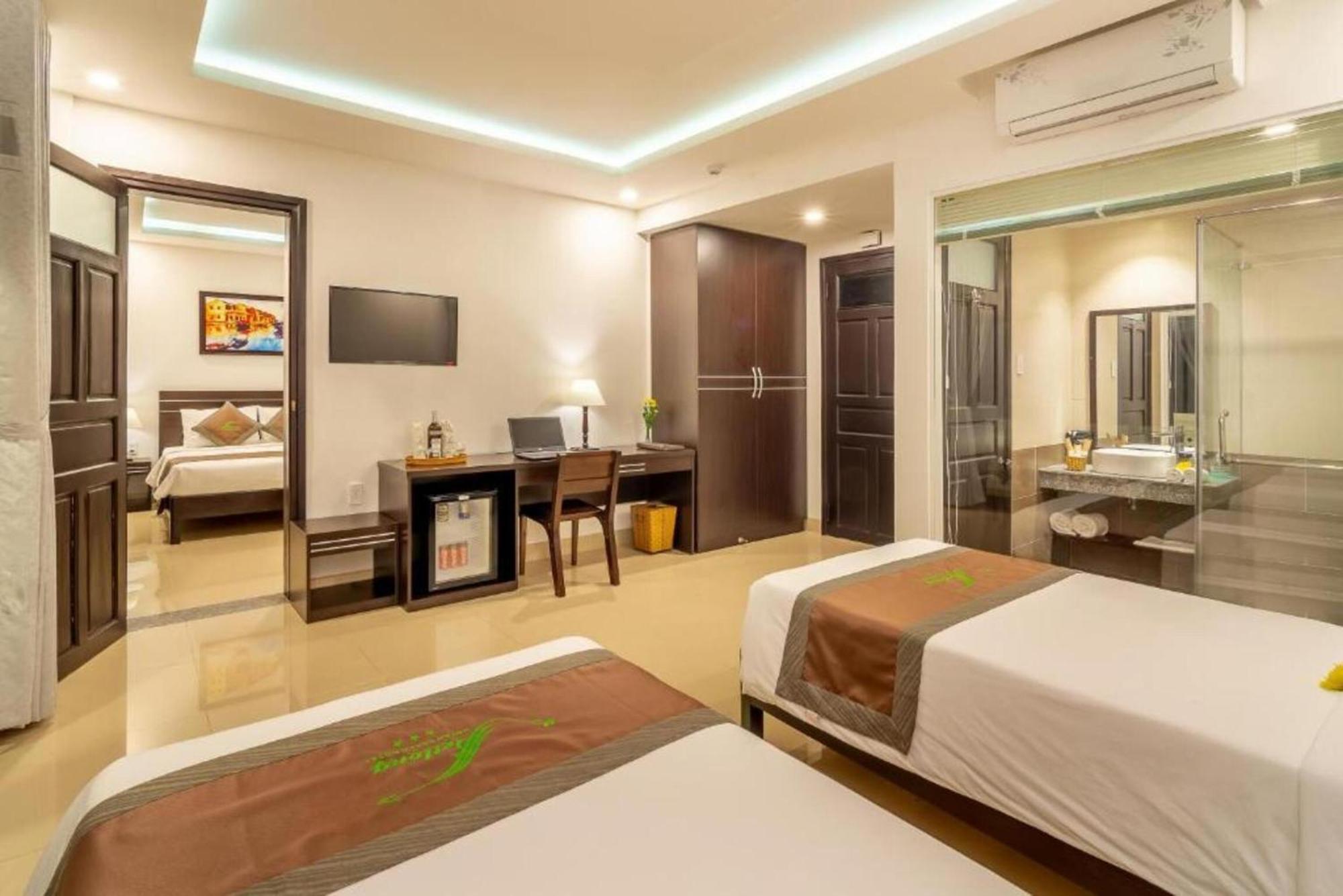 Hoian Beach Hotel 4*