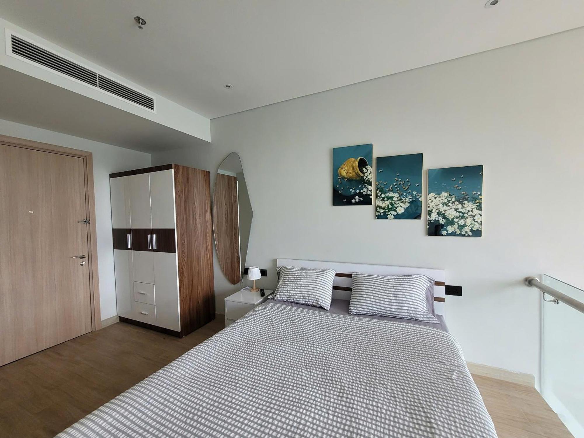 Comzy Apartment *