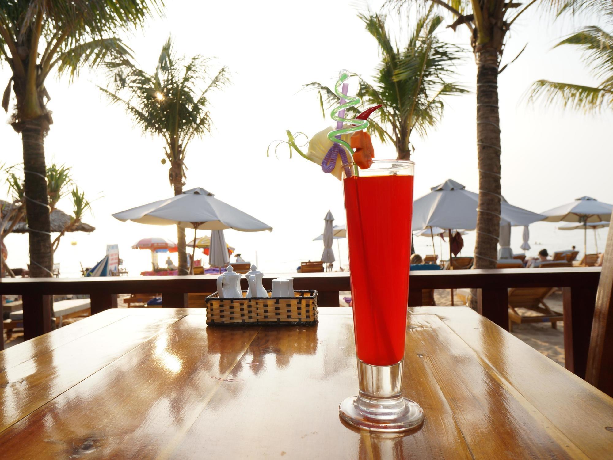 Coral Bay 3*